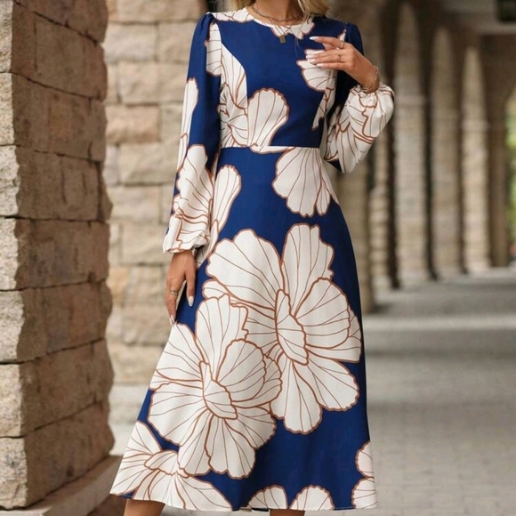 Elegant Women Navy & Gold Floral Print Long Sleeve Flared Sleeve Waist Fit Dress - Picture 3 of 5